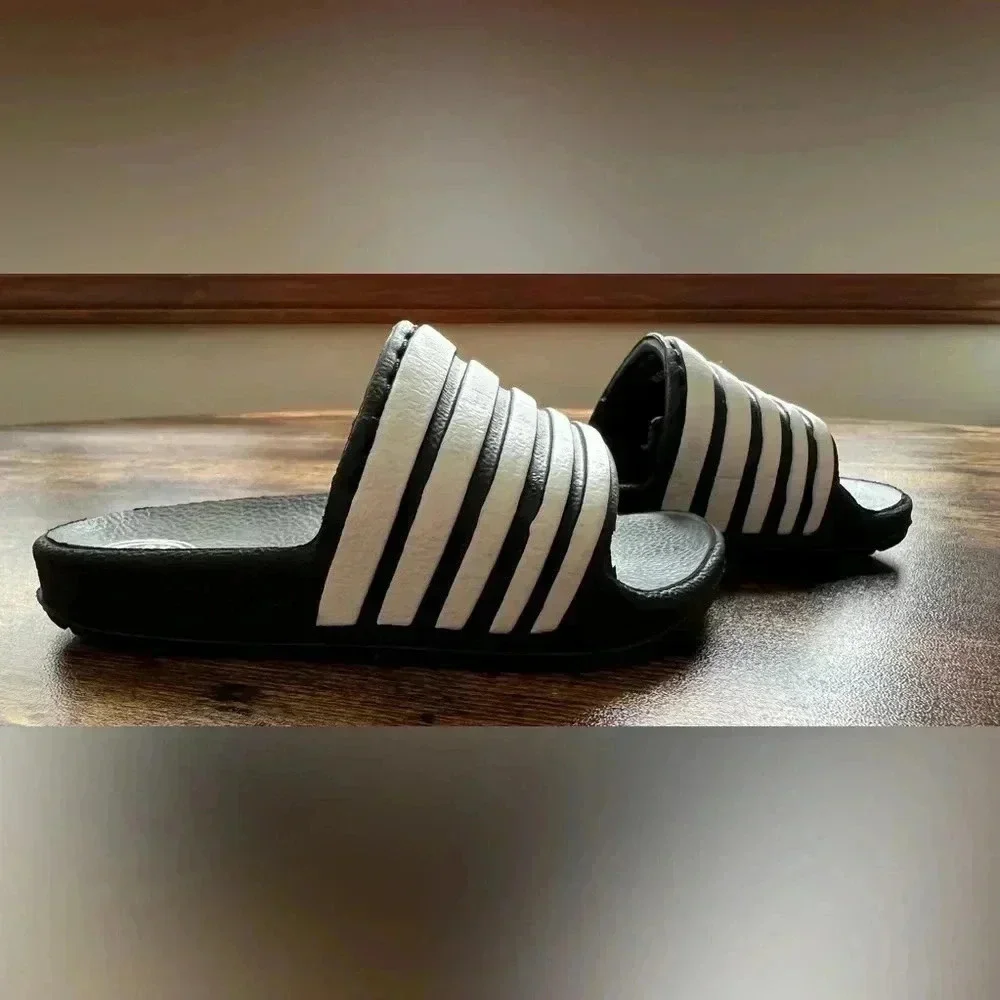 Wonder Nation | little boy slides. Size: 3​